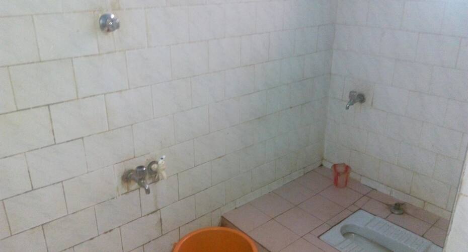 Shree Ratna Lodge, Honavar 5